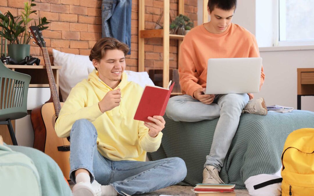 Staples Blog Photos - 2022 - Aug College Students