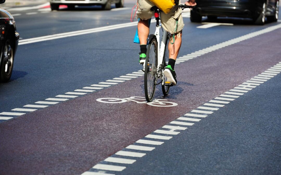 Staples Blog Banner 2023 - July 2023 Sharing the Road with Cycli